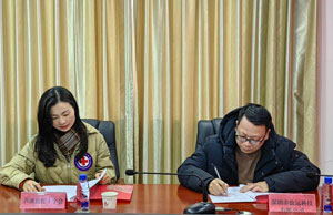 愿你新年康健，，，，奔驰宝马娱乐基金捐赠因病致穷家庭