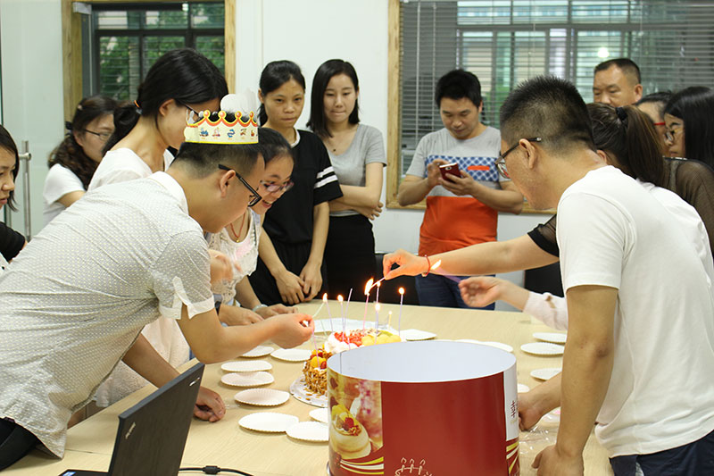 疾驰宝马娱乐(中国游)有限公司官网